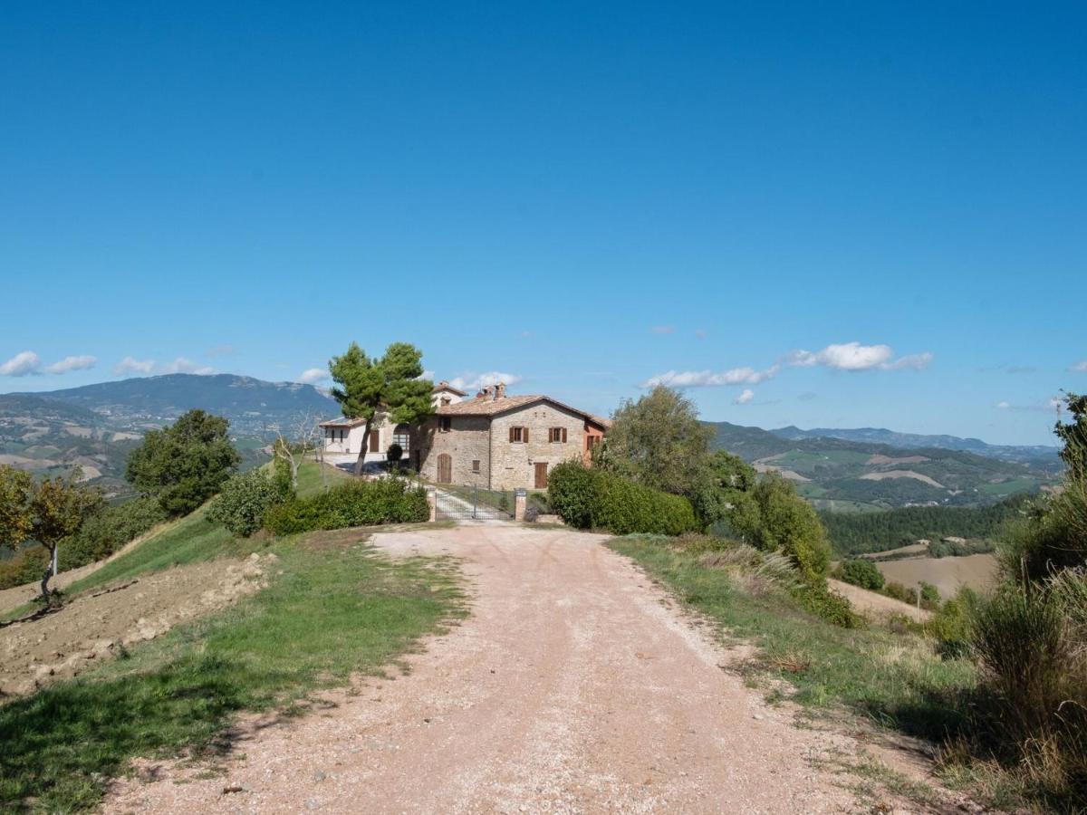 Belvilla By Oyo Borgo Tre SantʼAngelo in Vado Exterior foto